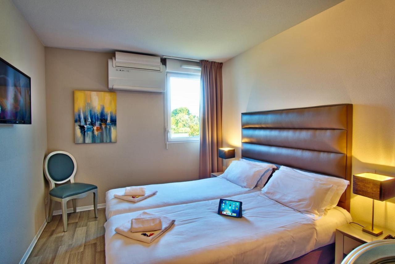 Adonis Hotel Bayonne Lahonce Bagian luar foto
