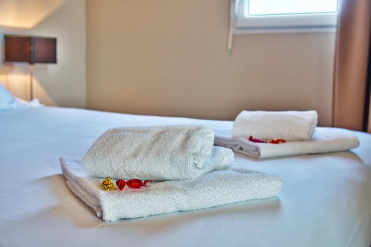 Adonis Hotel Bayonne Lahonce Bagian luar foto